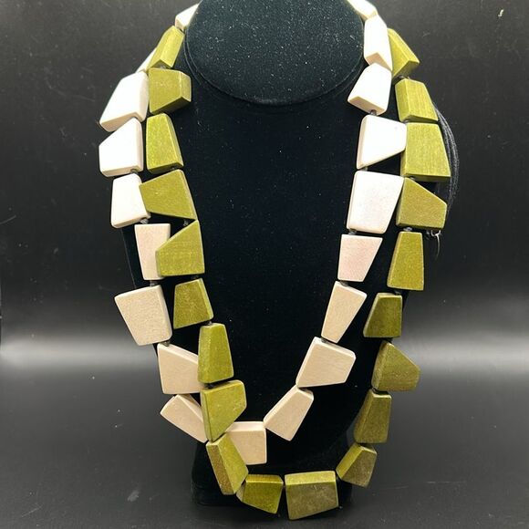 BOGO Free Jewelry…Slyca Green and Cream Geometric Wood Cord Necklace - Picture 3 of 6